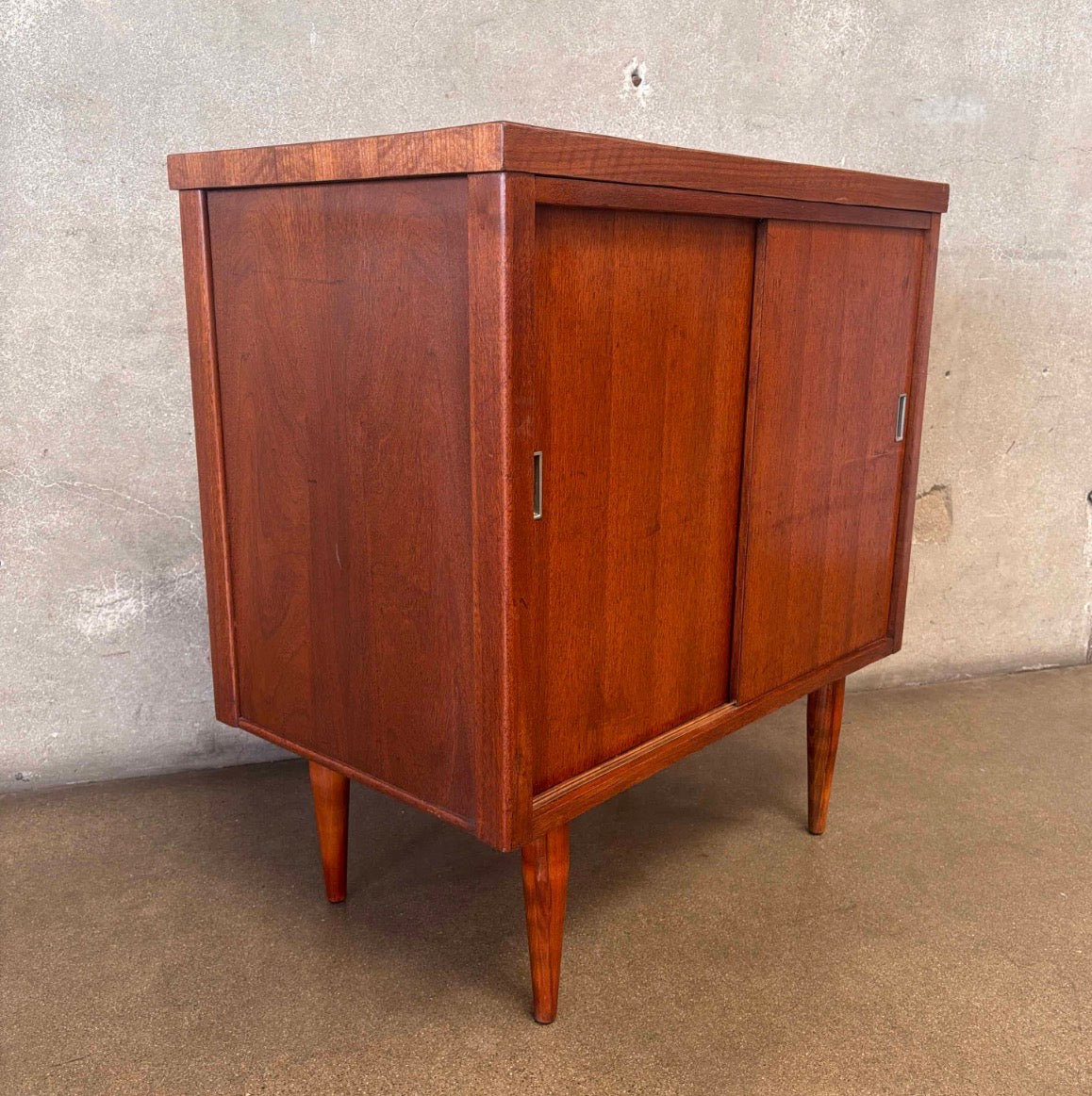 MCM Alma Cabinet
